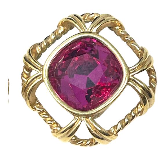 Swarovski Vintage Pink Faceted Cushion Cut Rope Edged Gold Tone Clip-On Earrings - Picture 2 of 7